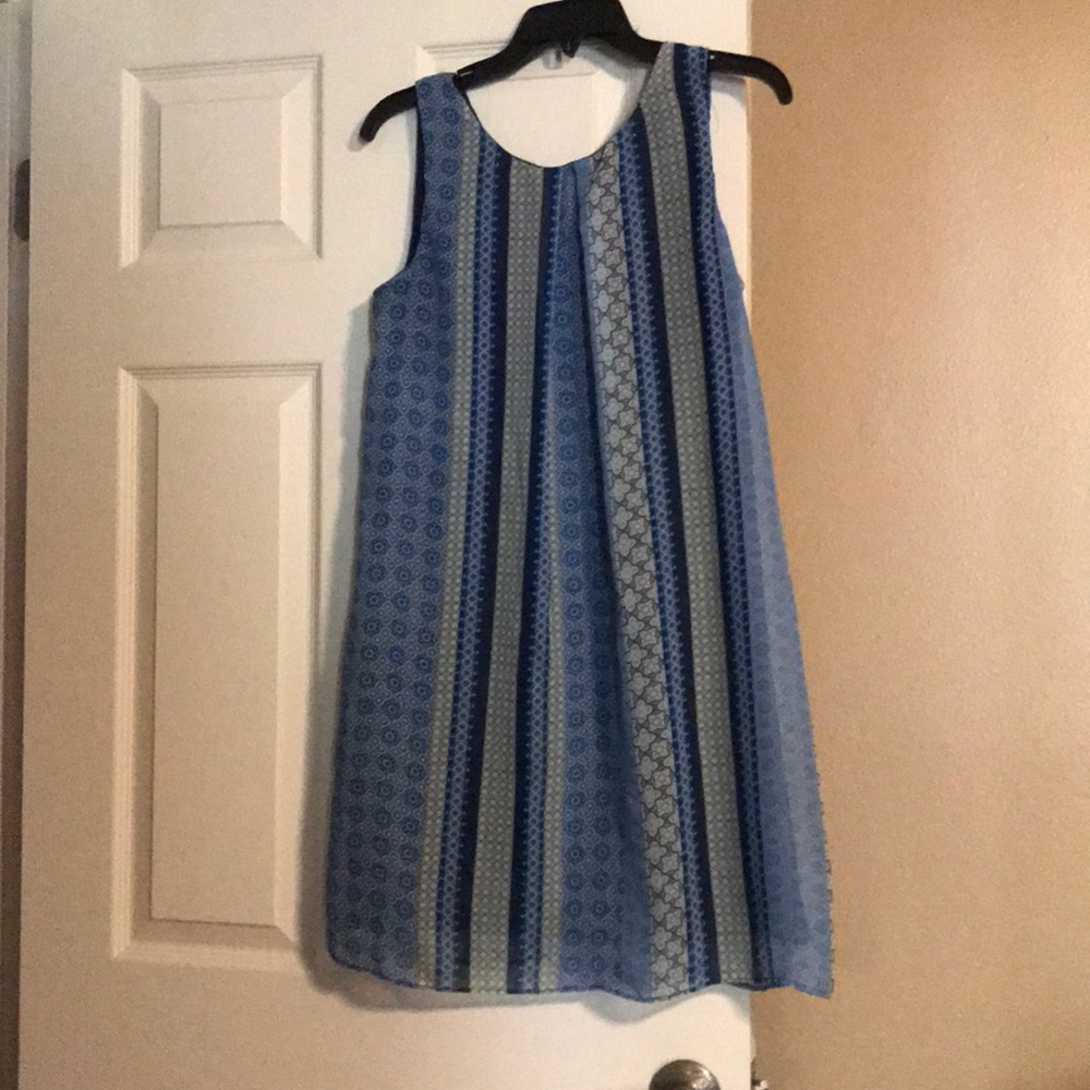 Sleeveless dress